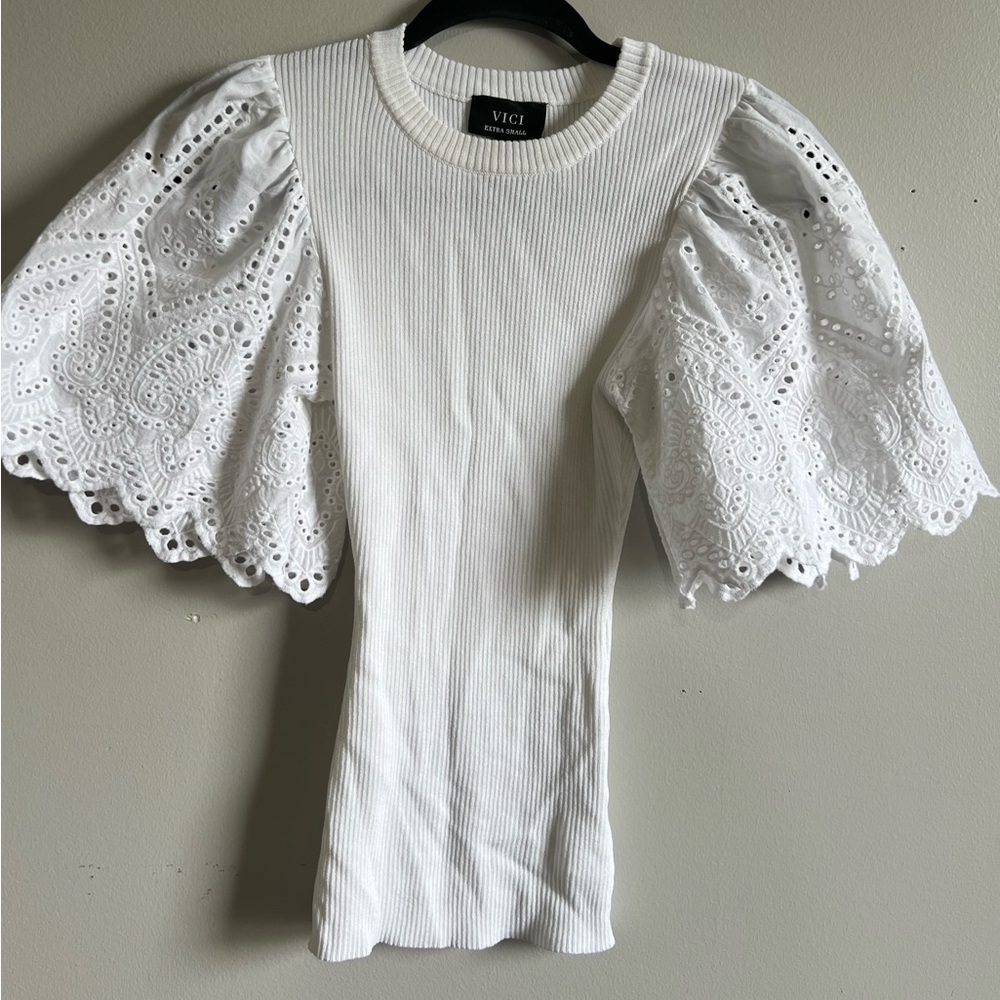 Never Worn Vici Balloon Sleeve Top